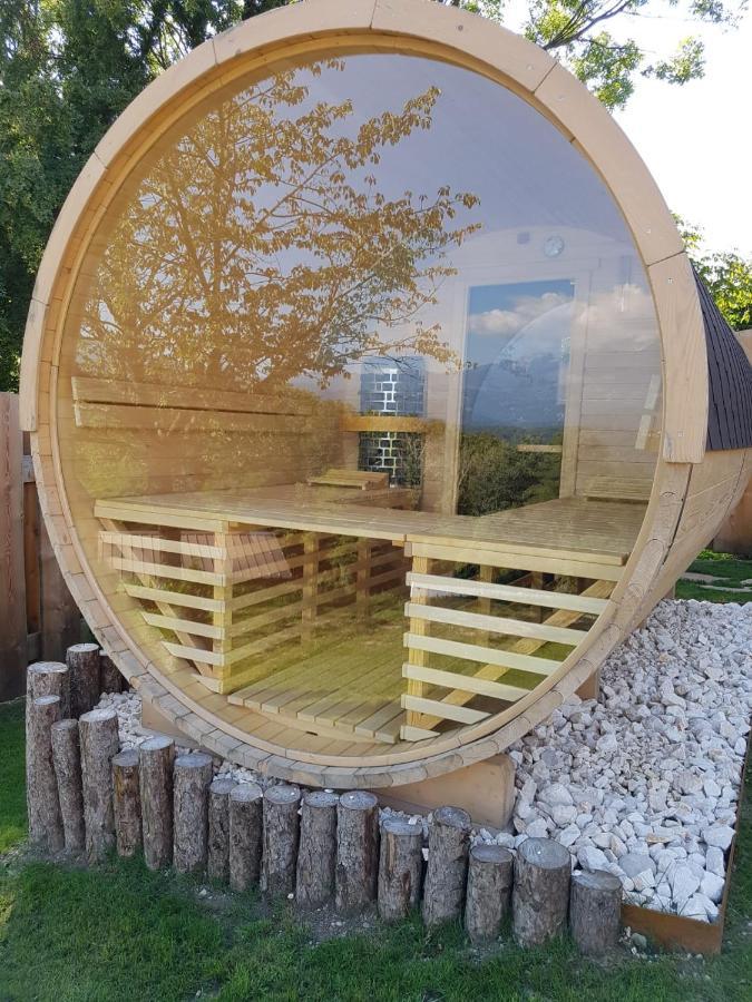 Agriturismo La Giasena Ponte nell'Alpi Luaran gambar