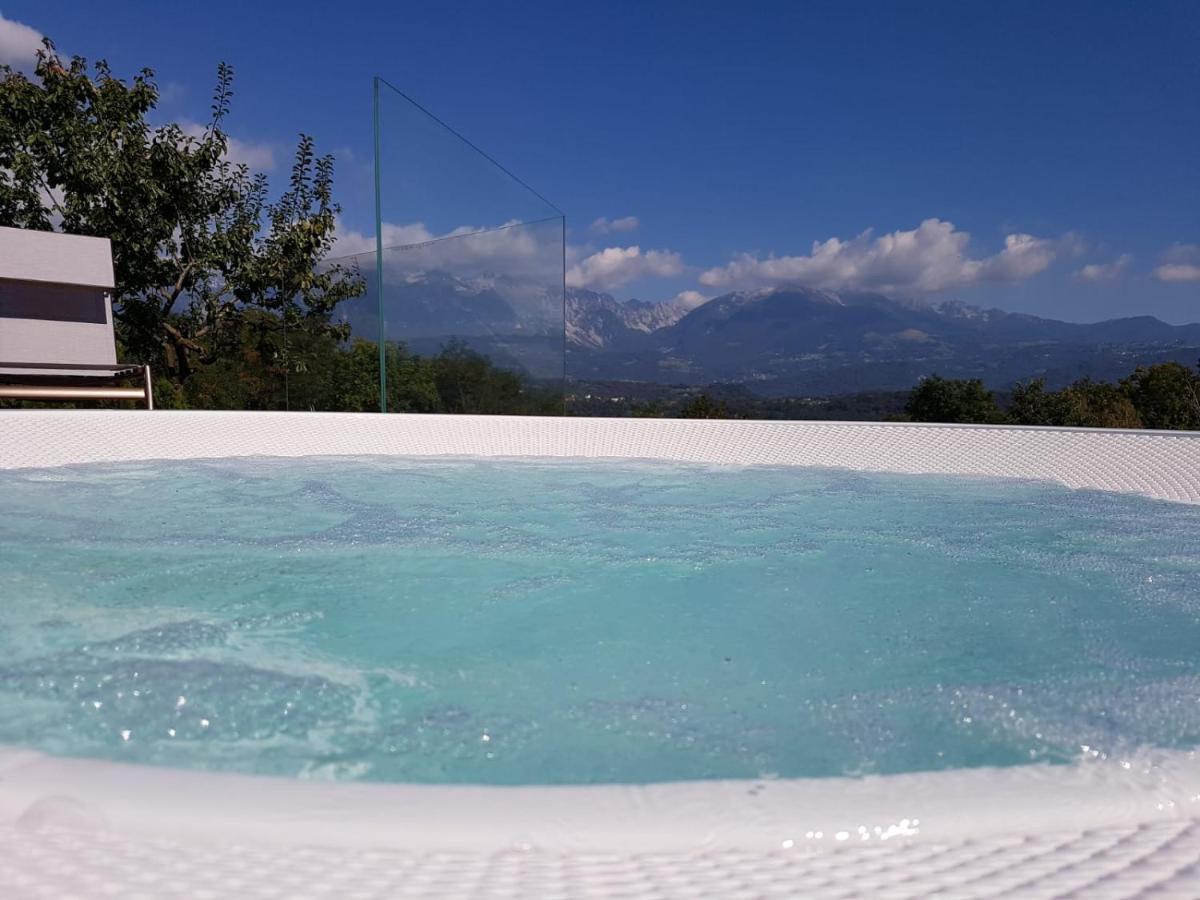 Agriturismo La Giasena Ponte nell'Alpi Luaran gambar